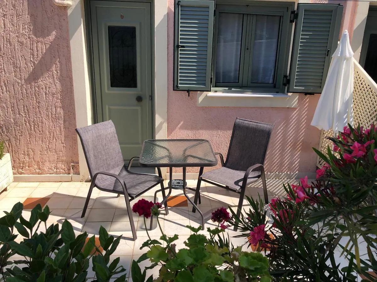 Despina Studios And Apartments Lassi